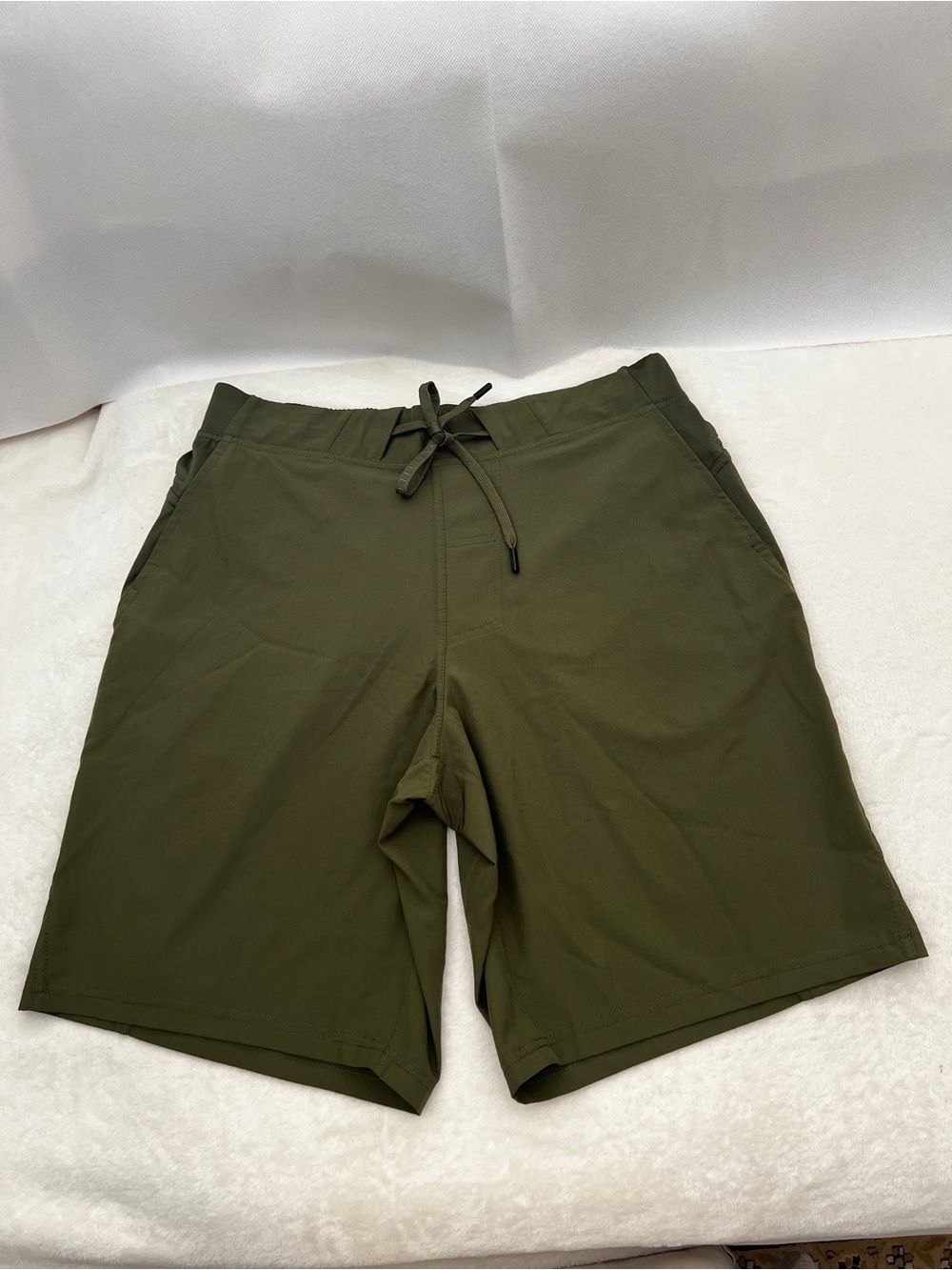 Hylete Above-Knee Verge III Short Olive Green Size Medium Inseam 10"